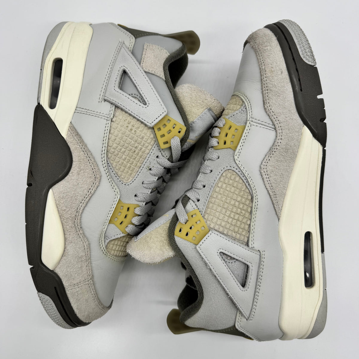 Jordan 4 Craft Photon Dust