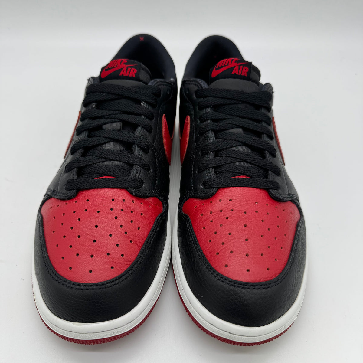 Jordan 1 Low OG Banned