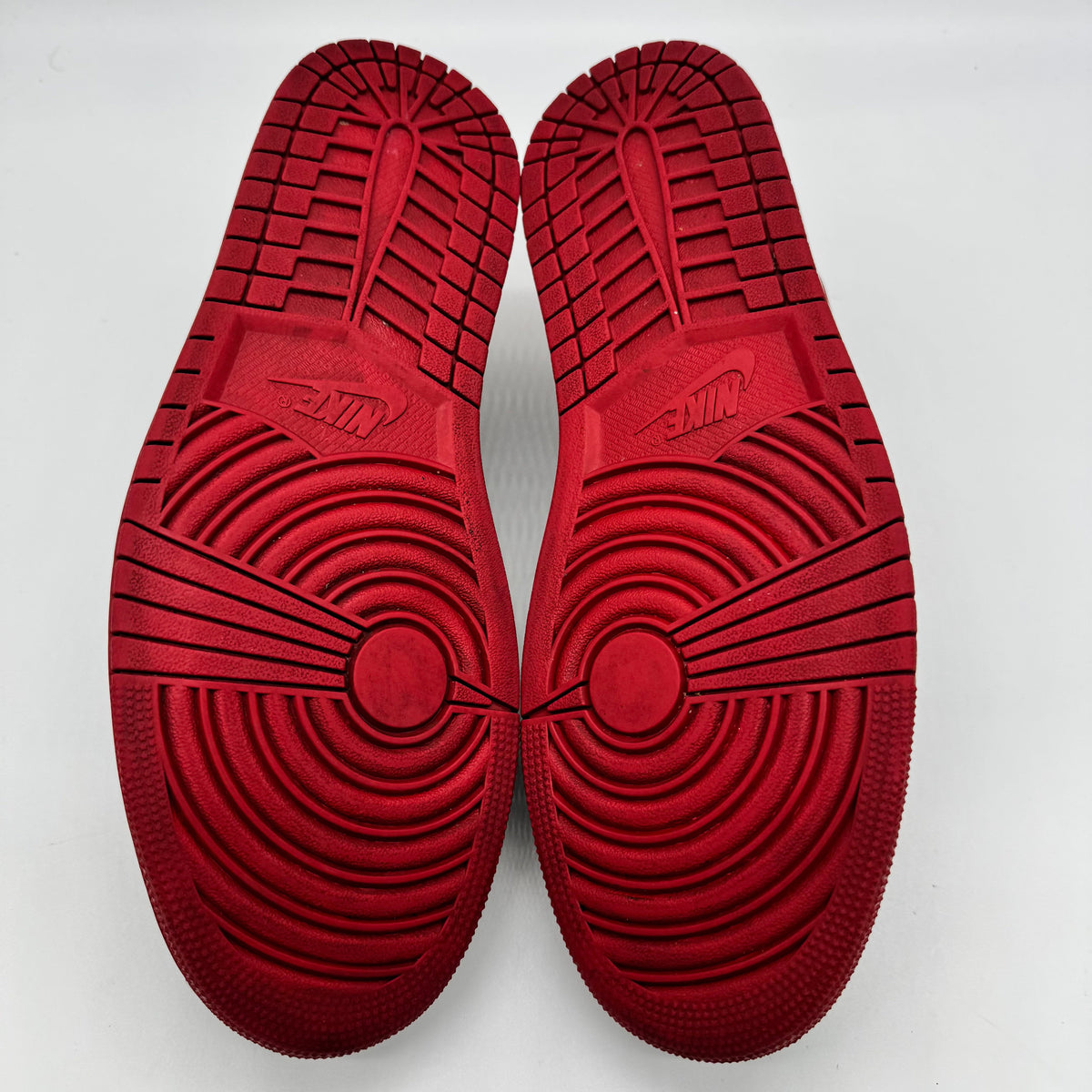 Jordan 1 Low OG Banned