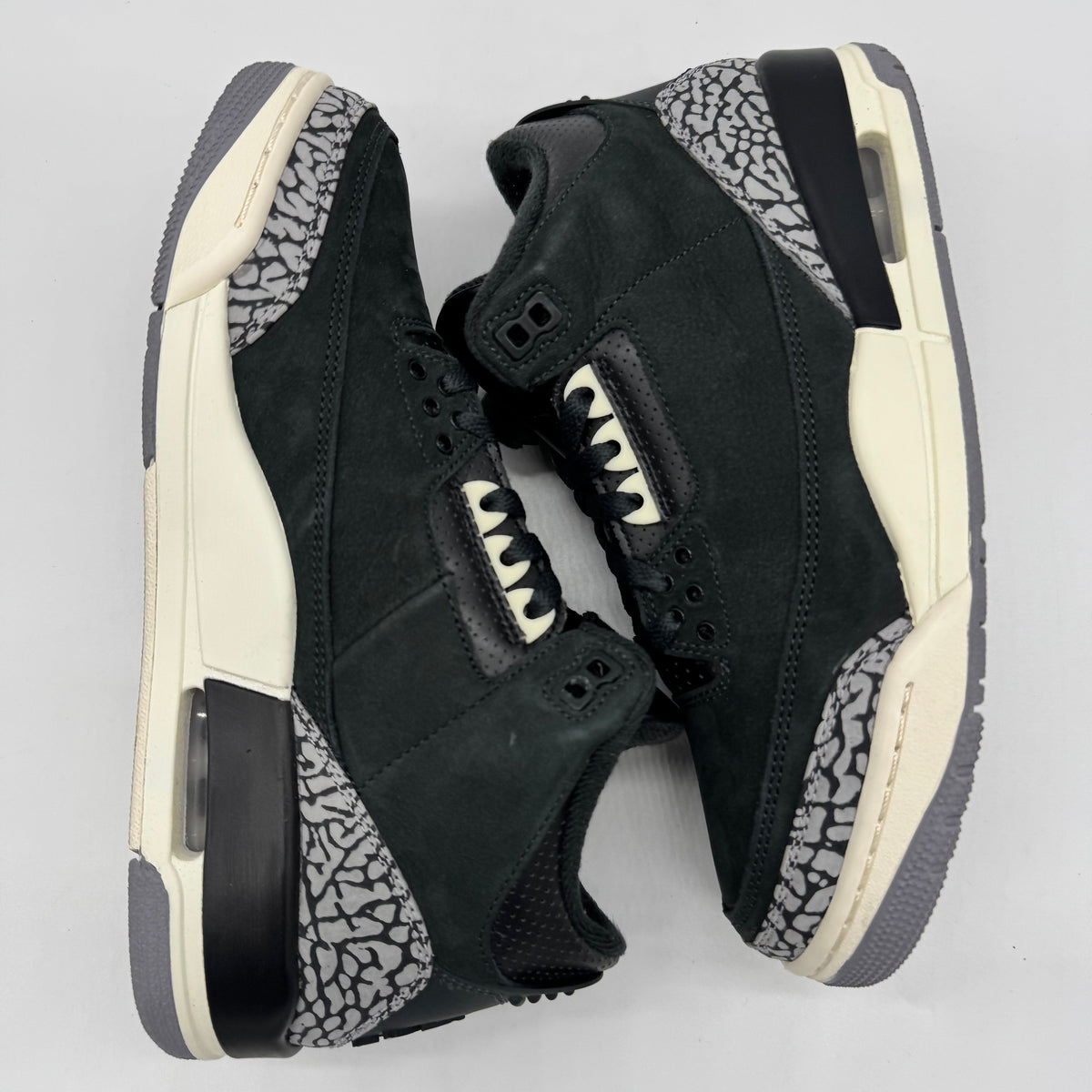 Jordan 3 Off Noir (Women's)