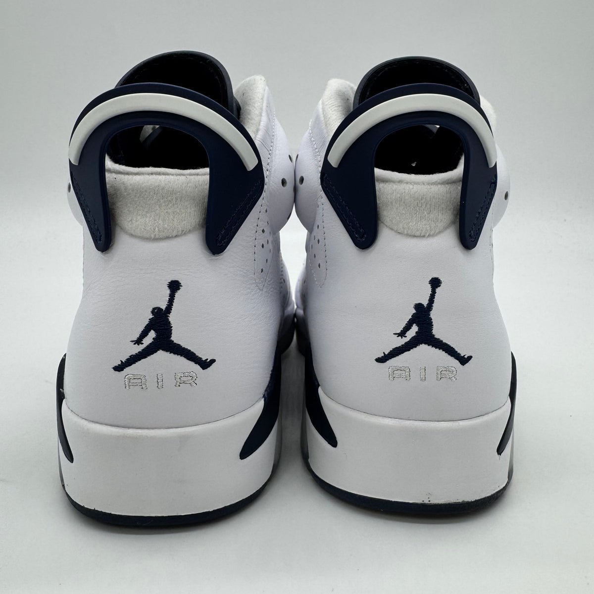 Jordan 6 Midnight Navy (2022)