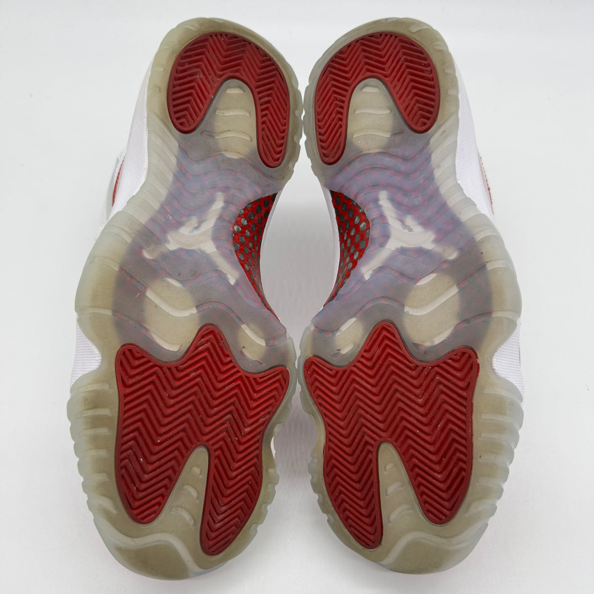 Jordan 11 Cherry (2022)