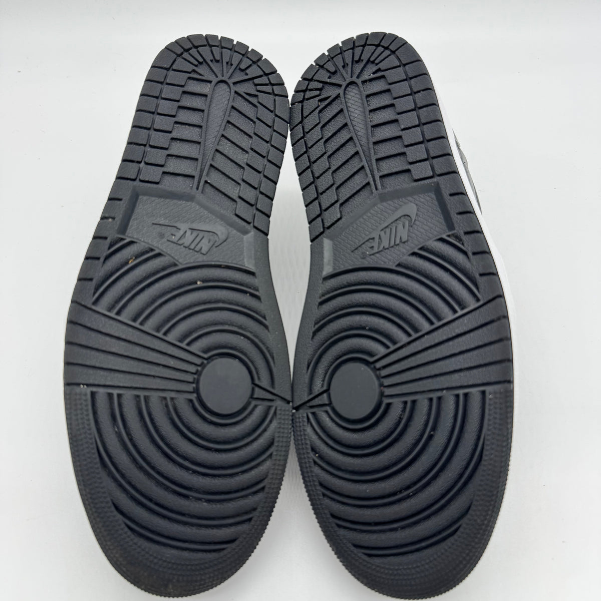 Jordan 1 Low OG Shadow (2024)