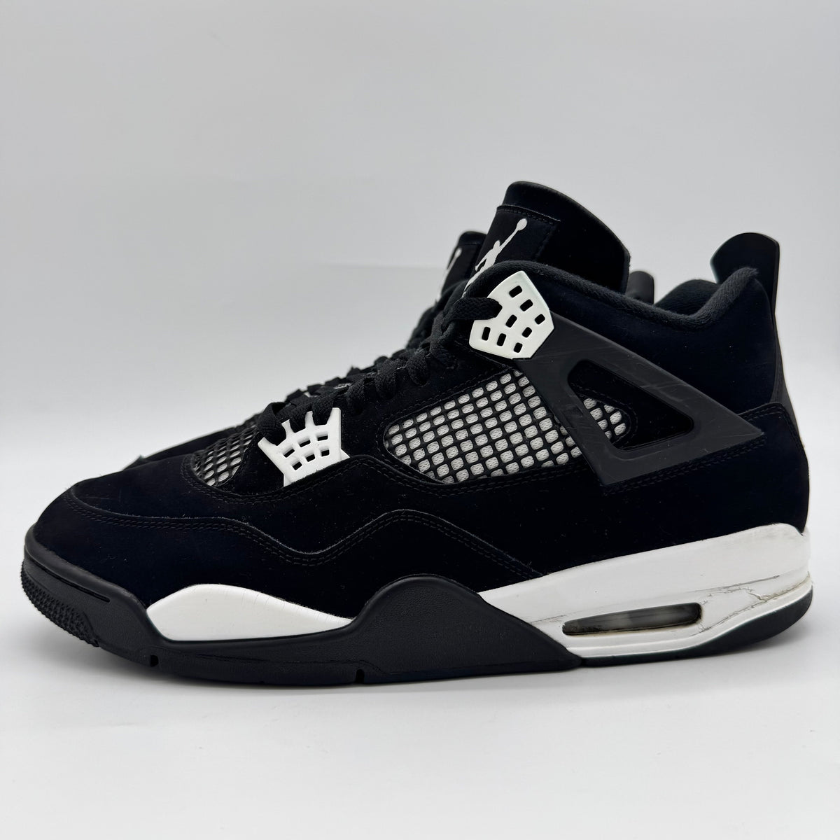 Jordan 4 White Thunder