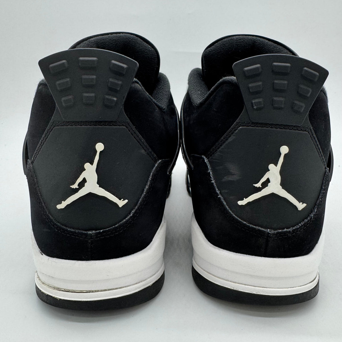Jordan 4 White Thunder