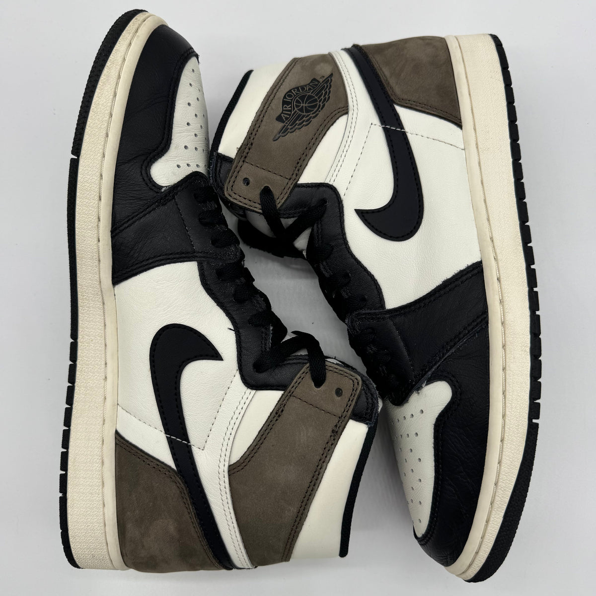 Jordan 1 High Dark Mocha