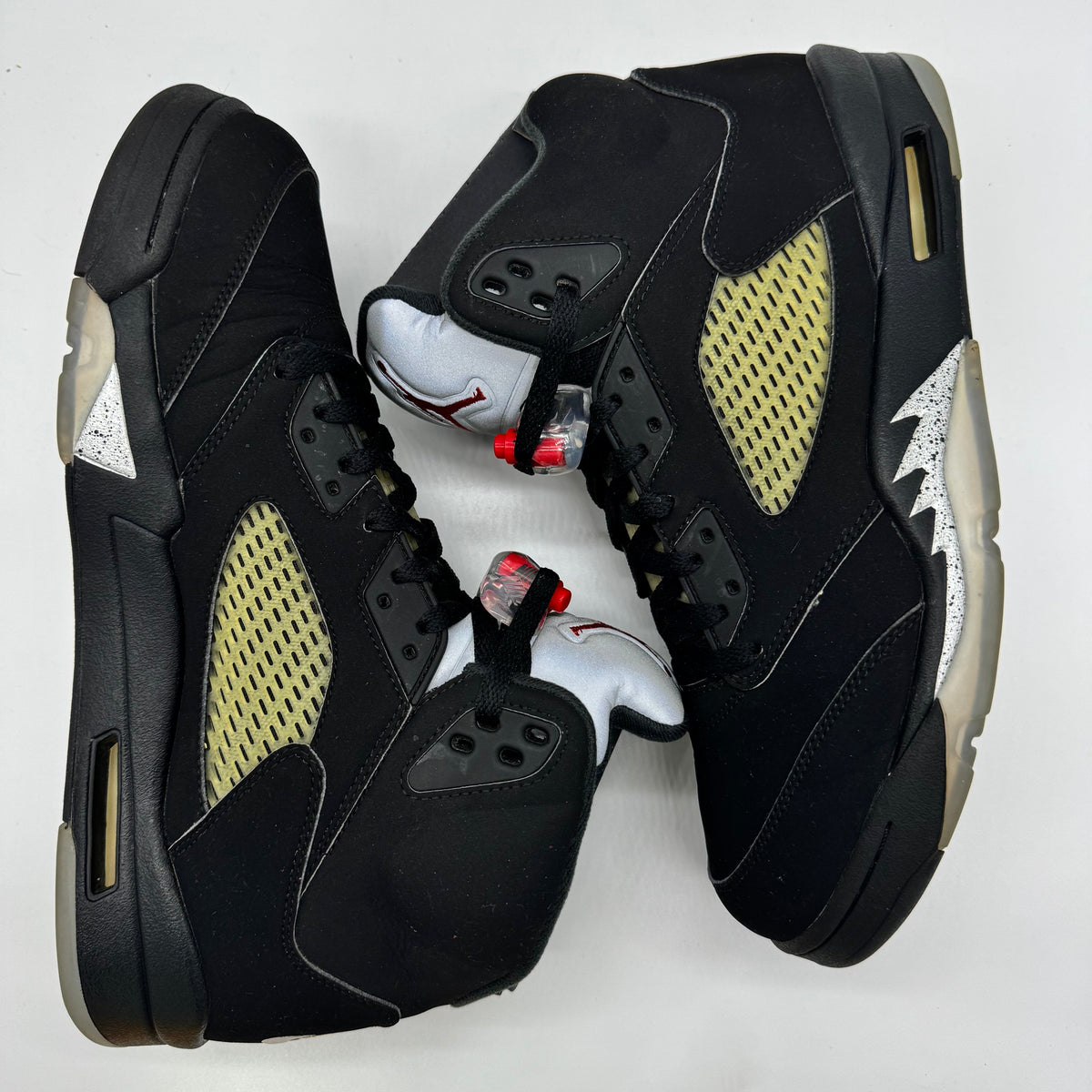 Jordan 5 Black Metallic (2016)