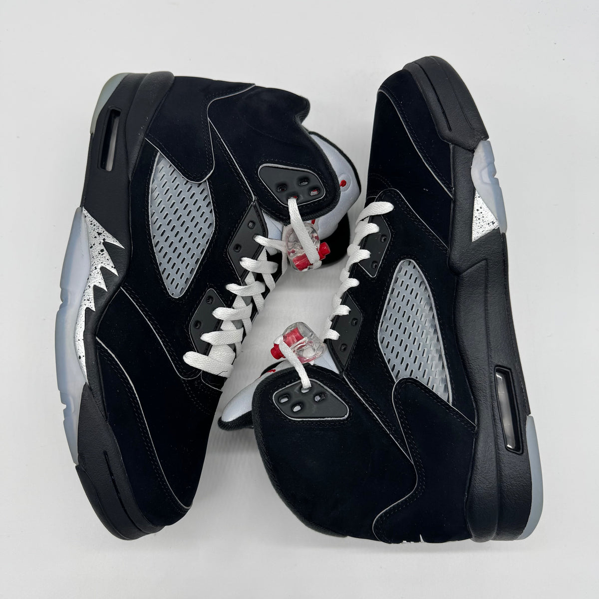 Jordan 5 OG Black Metallic Reimagined