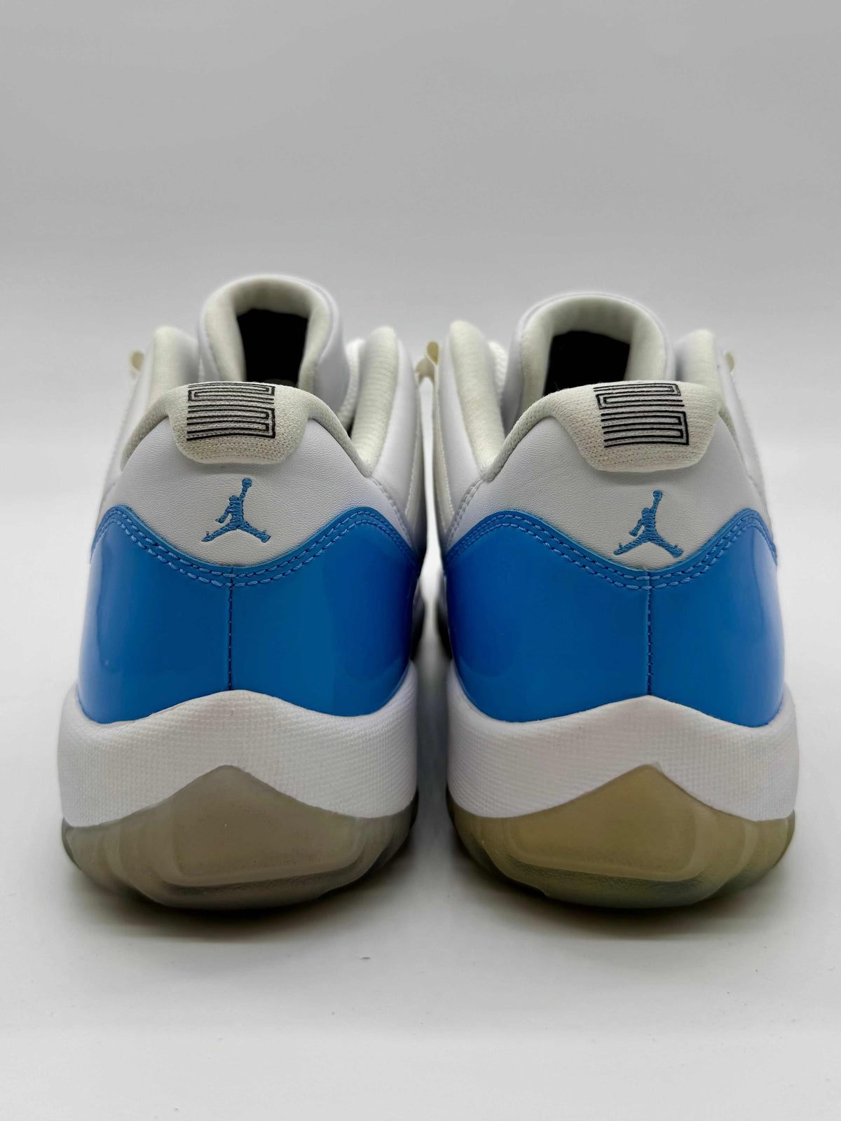 Jordan 11 Low University Blue (2017)