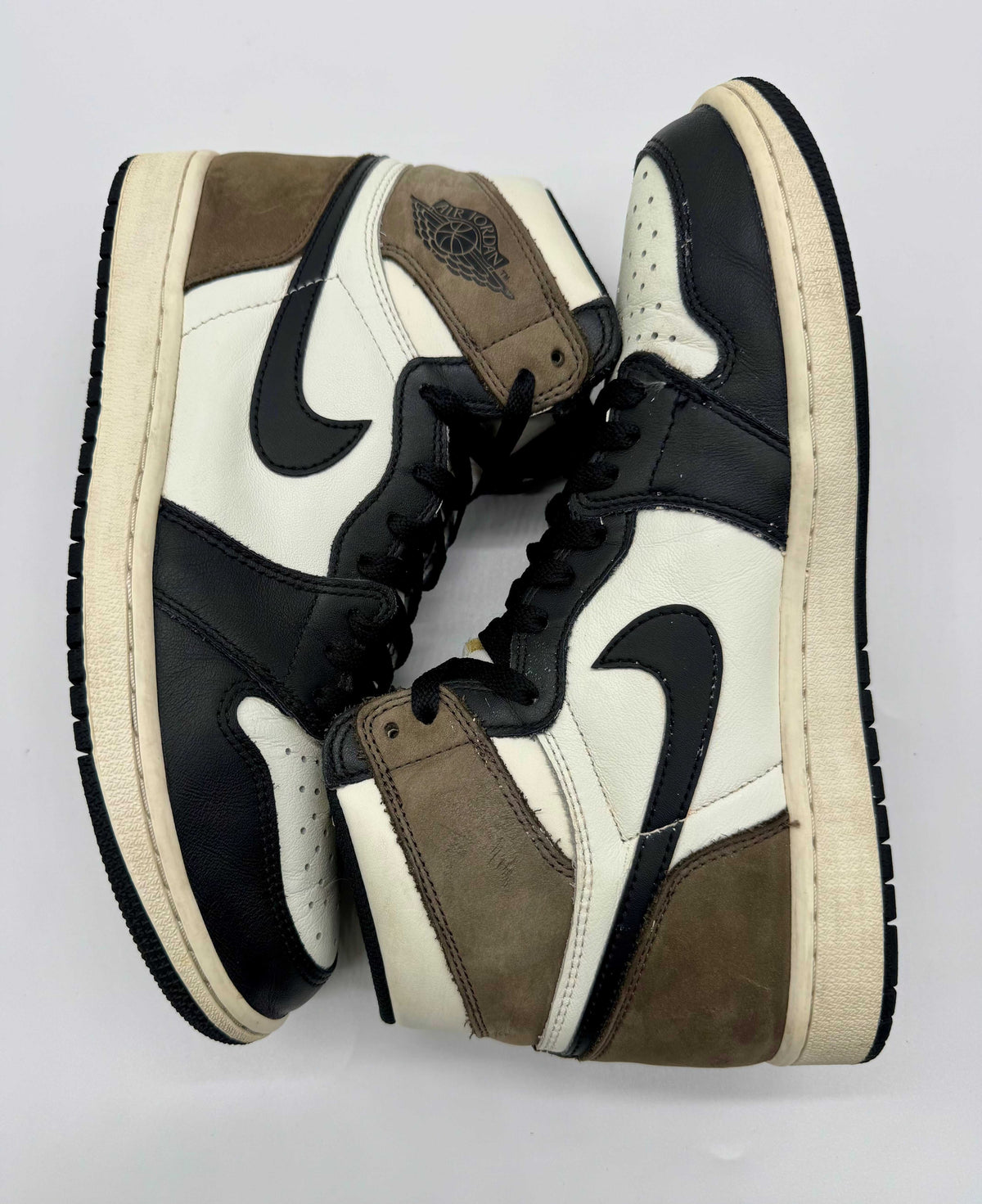 Jordan 1 High Dark Mocha