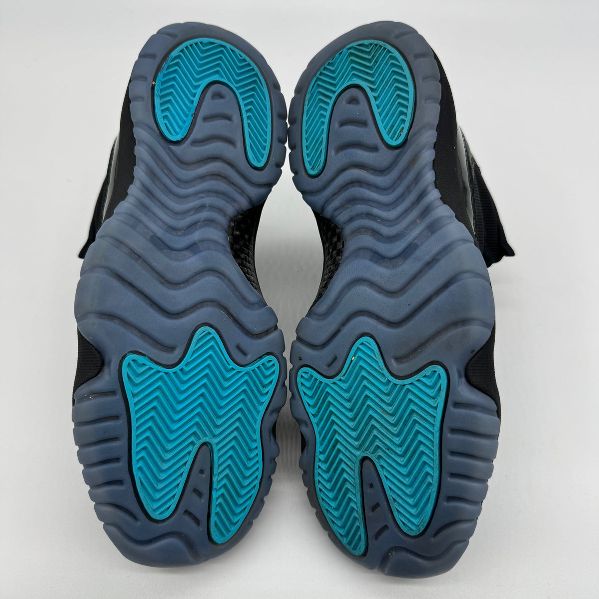 Jordan 11 Gamma Blue (2025) (GS)