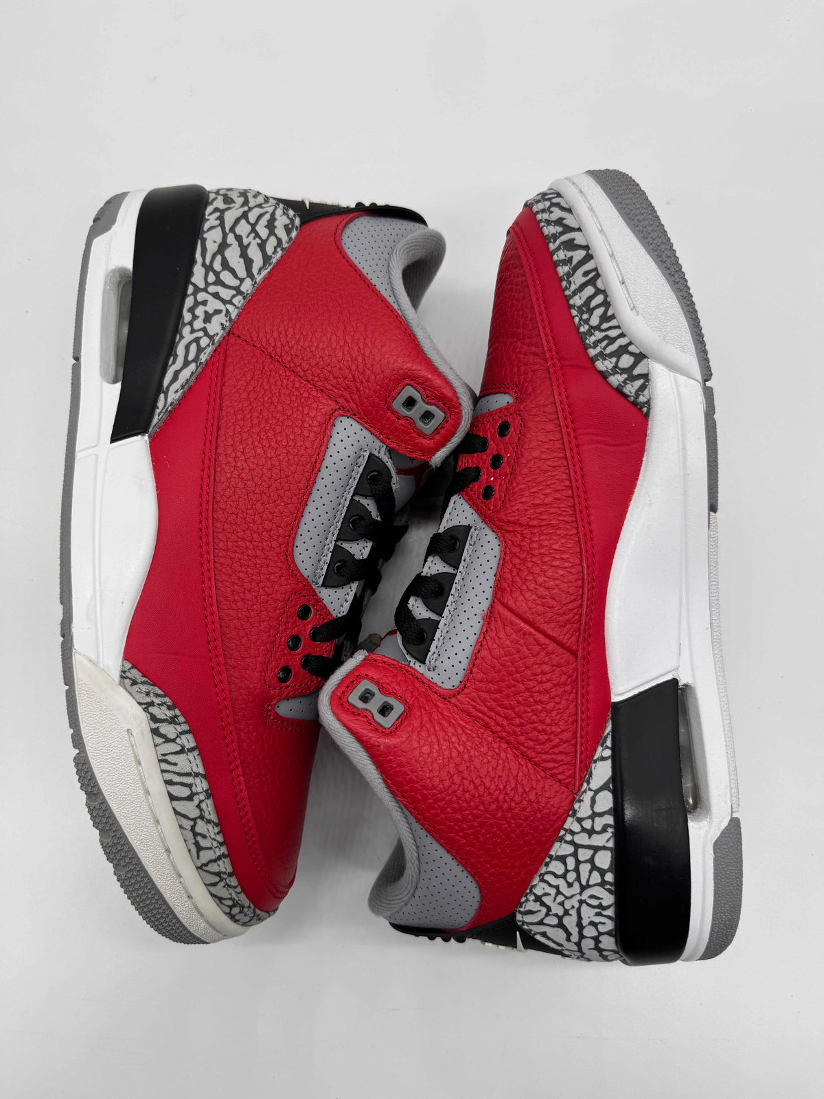 Jordan 3 SE Unite