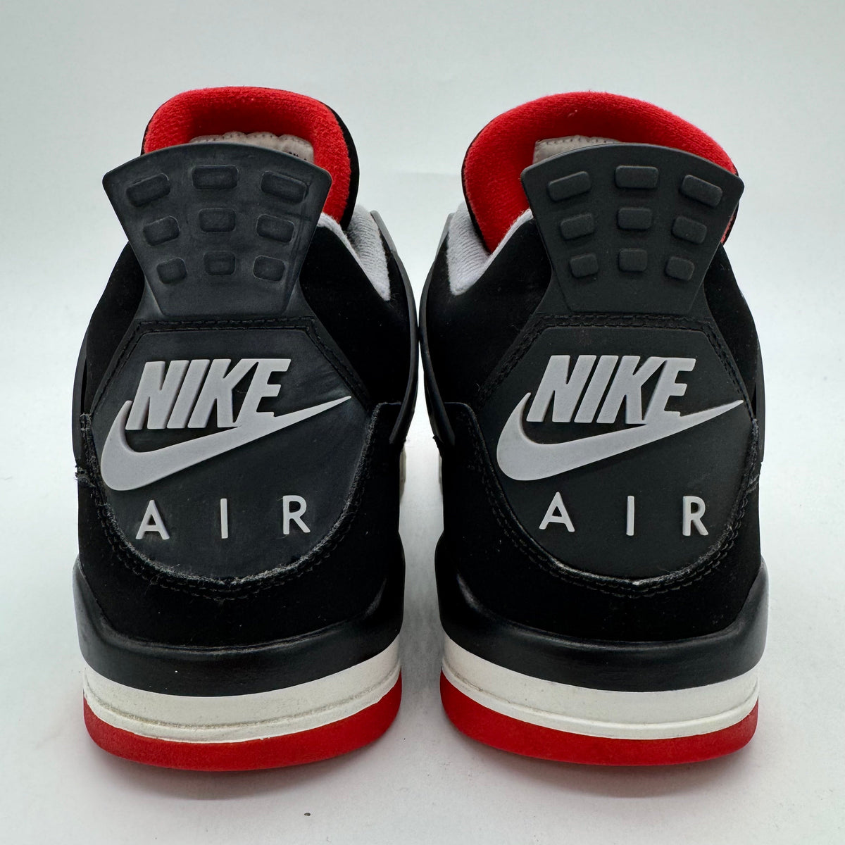 Jordan 4 Bred (2019)