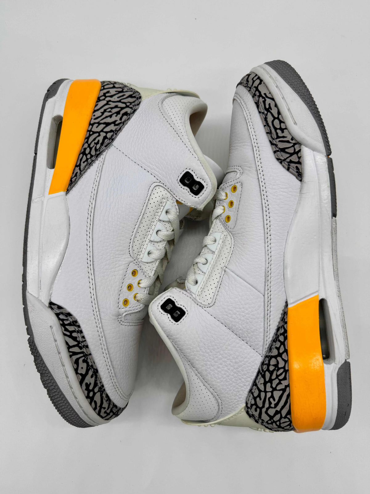 Jordan 3 Laser Orange