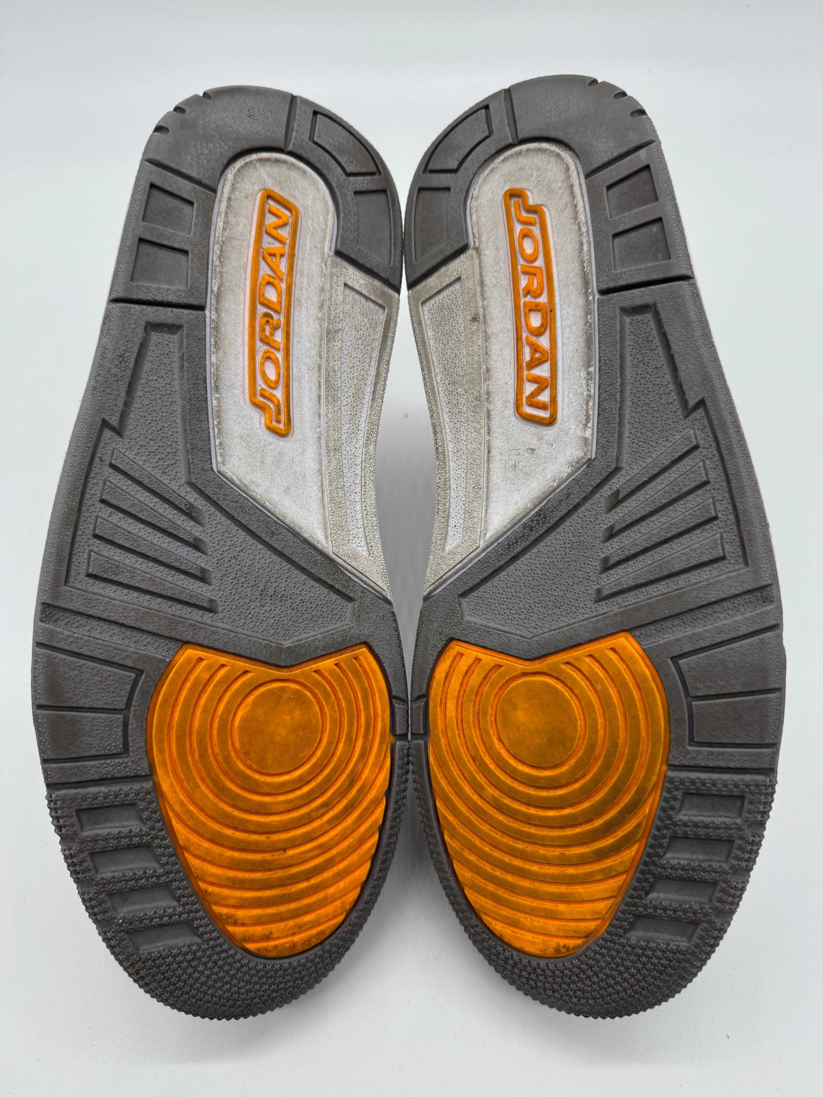 Jordan 3 Laser Orange