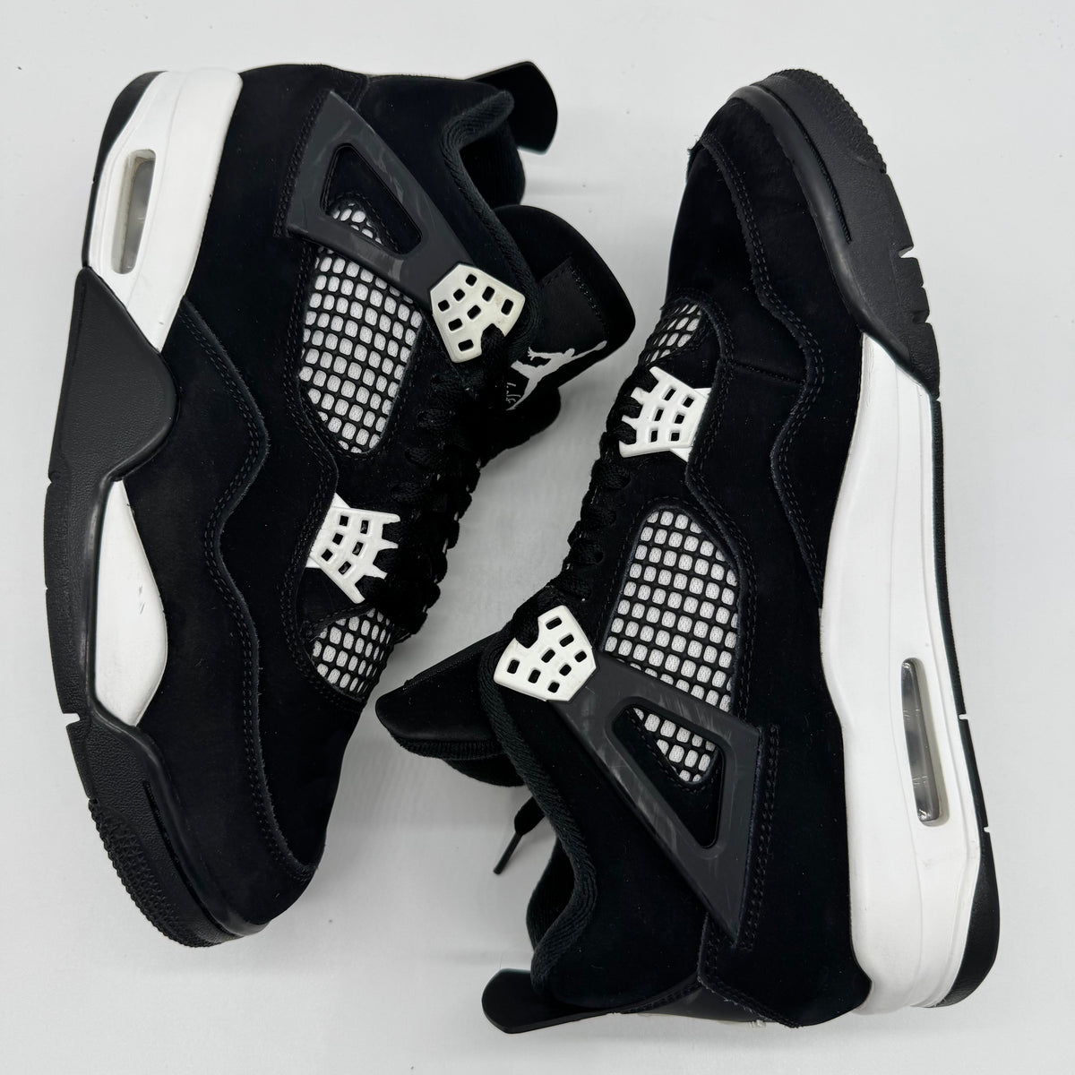 Jordan 4 White Thunder