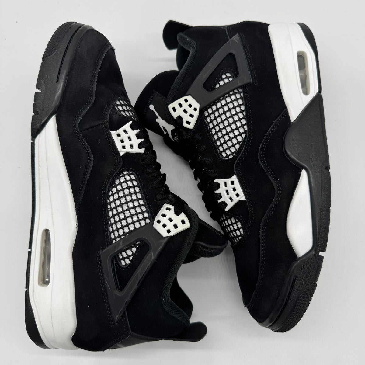 Jordan 4 White Thunder