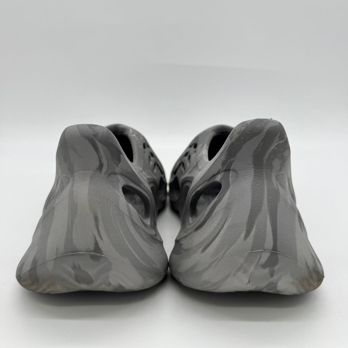Adidas Yeezy Foam RNR MX Granite
