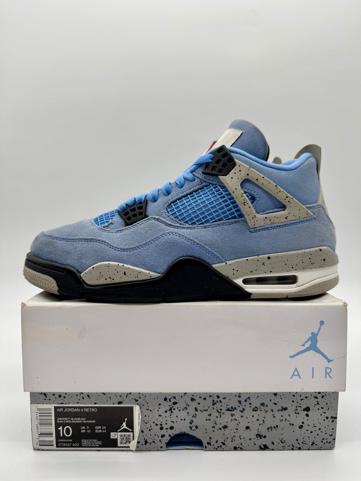 Jordan 4 University Blue