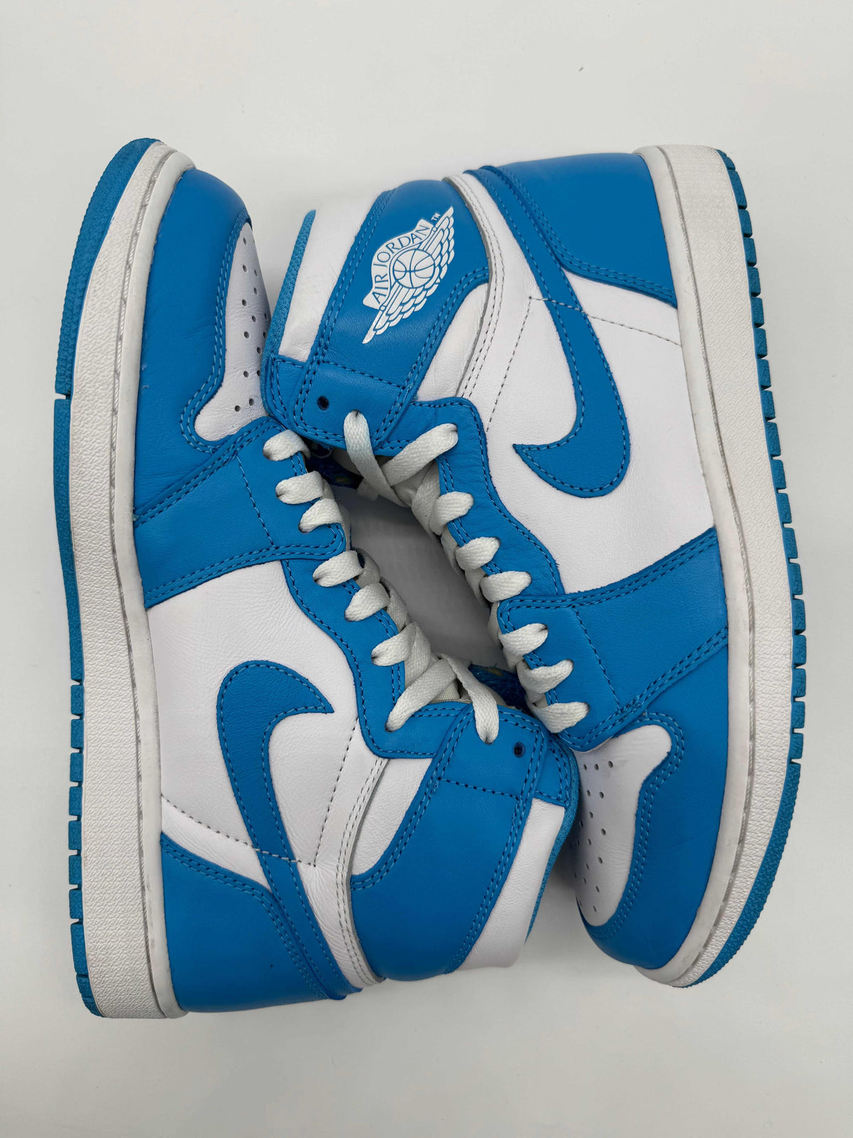 Jordan 1 High UNC
