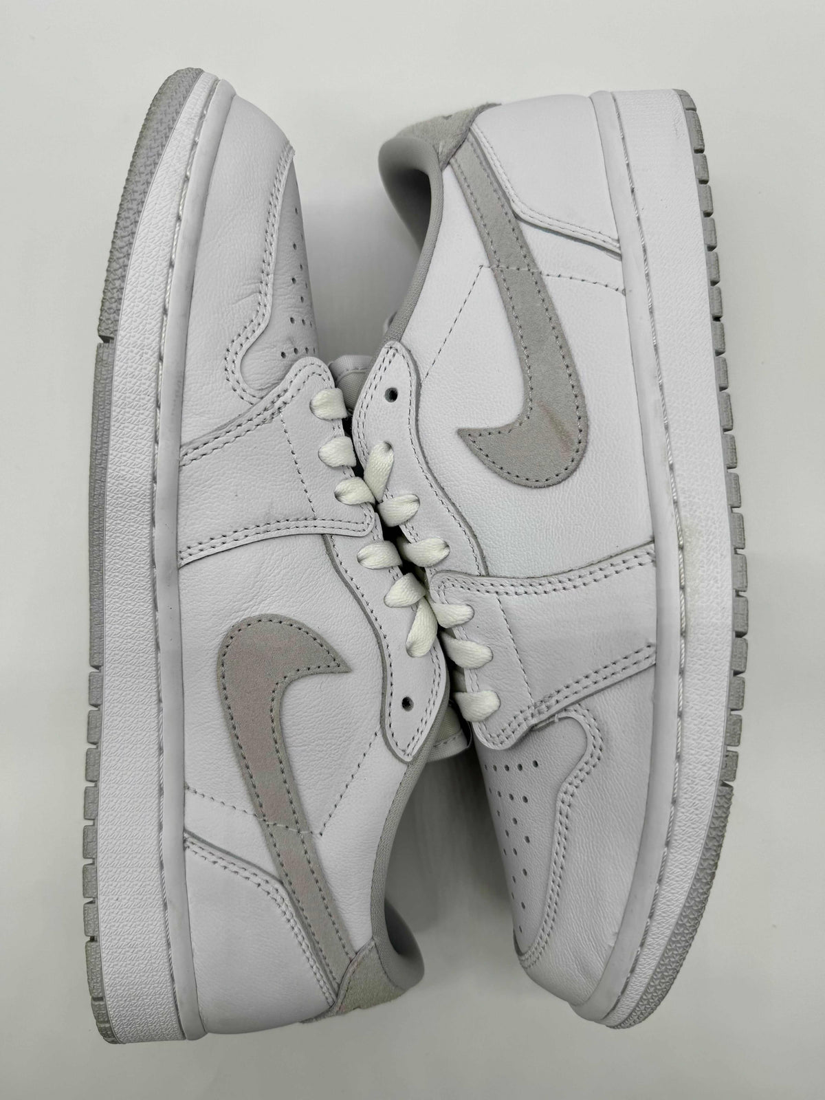 Jordan 1 Low Neutral Grey (2021)