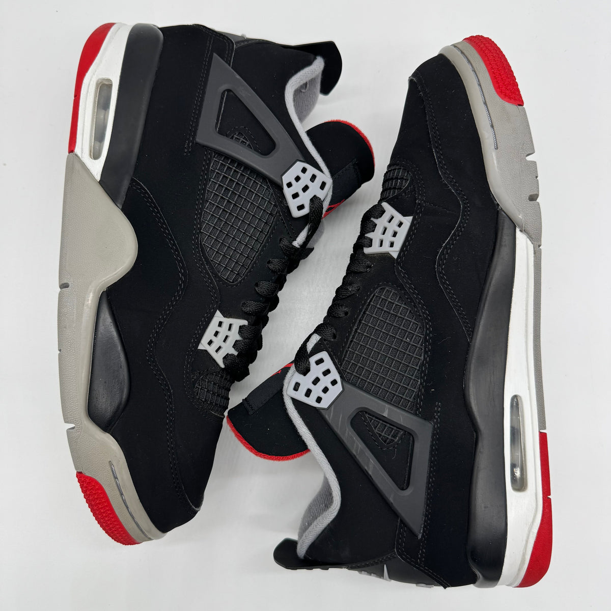 Jordan 4 Bred (2019)