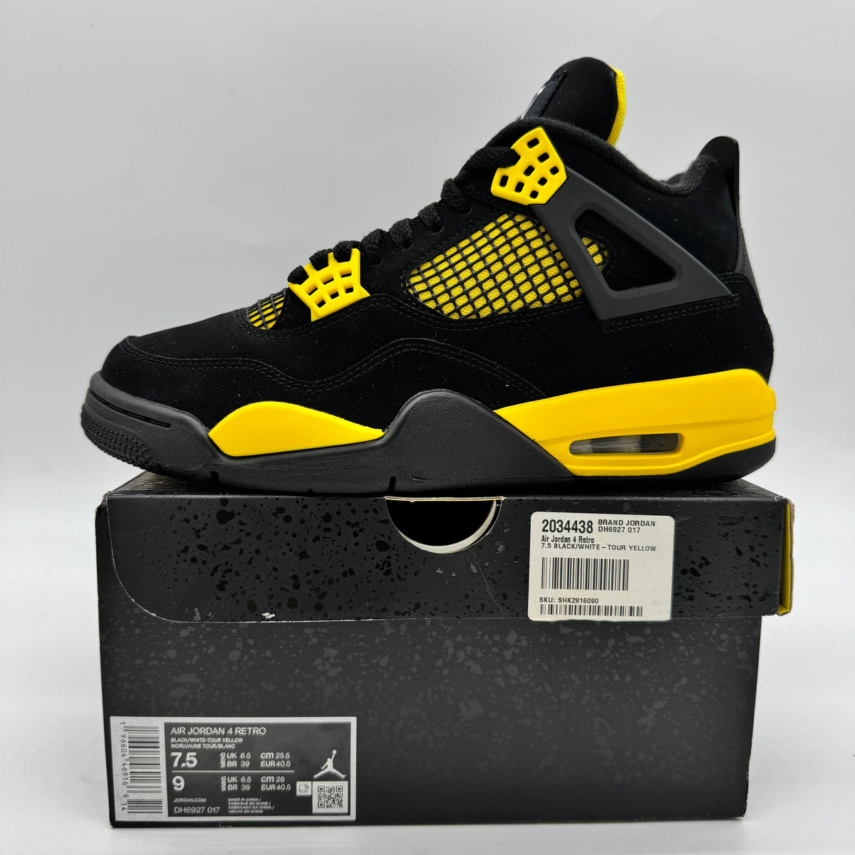 Jordan 4 Thunder (2023)