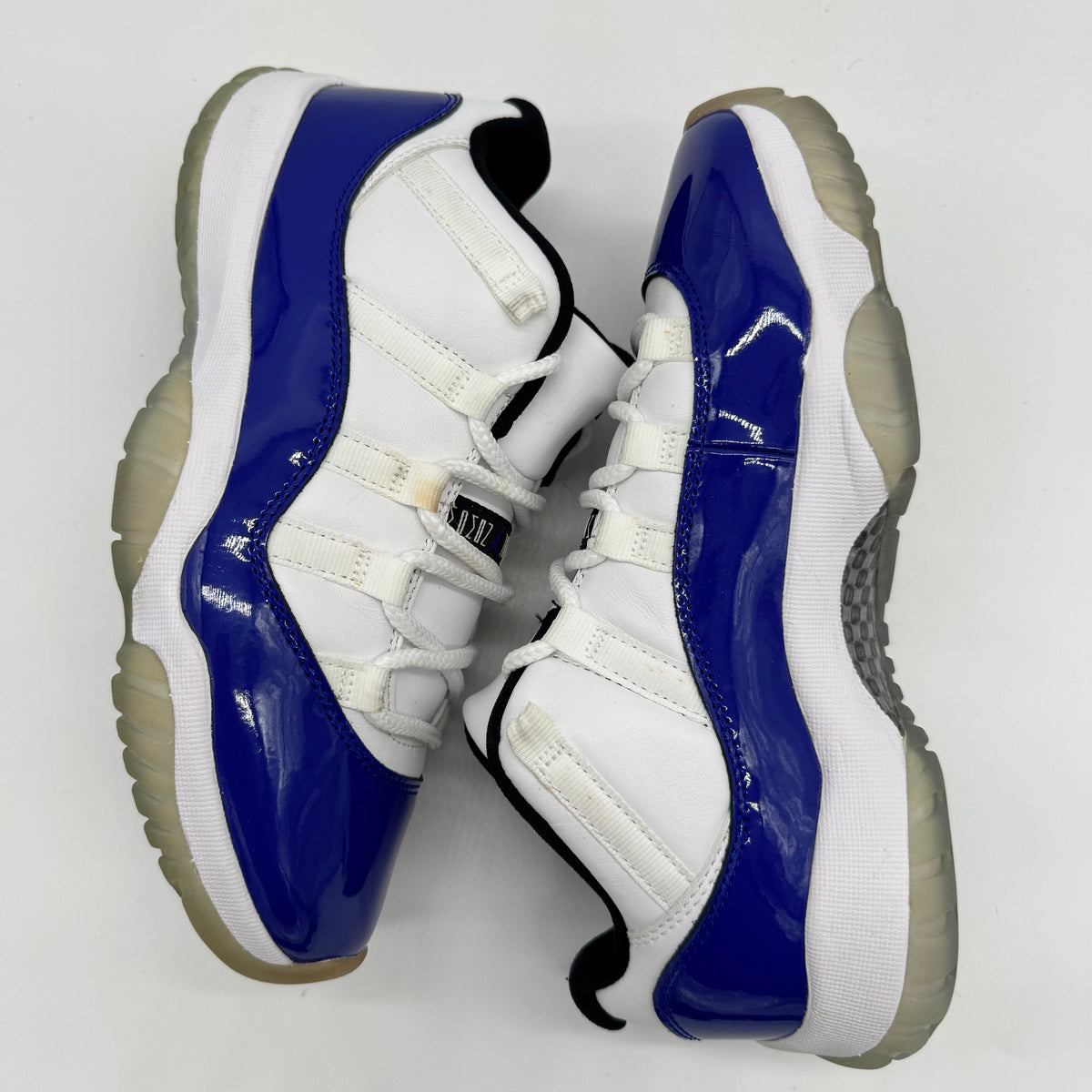 Jordan 11 Low White Concord (Women's)