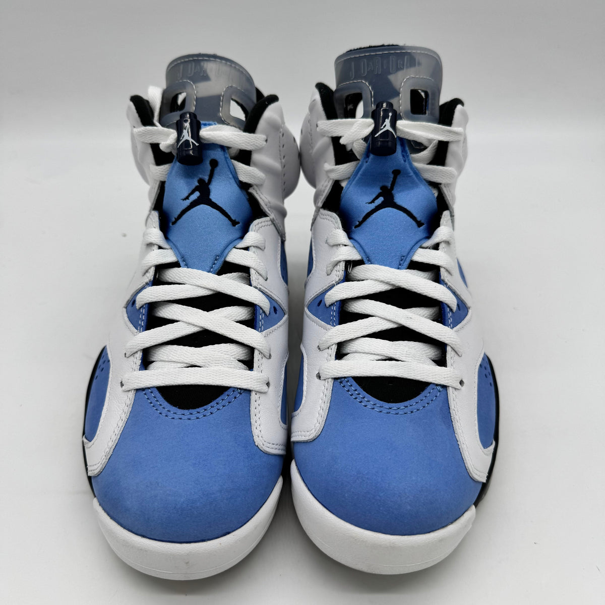 Jordan 6 UNC White