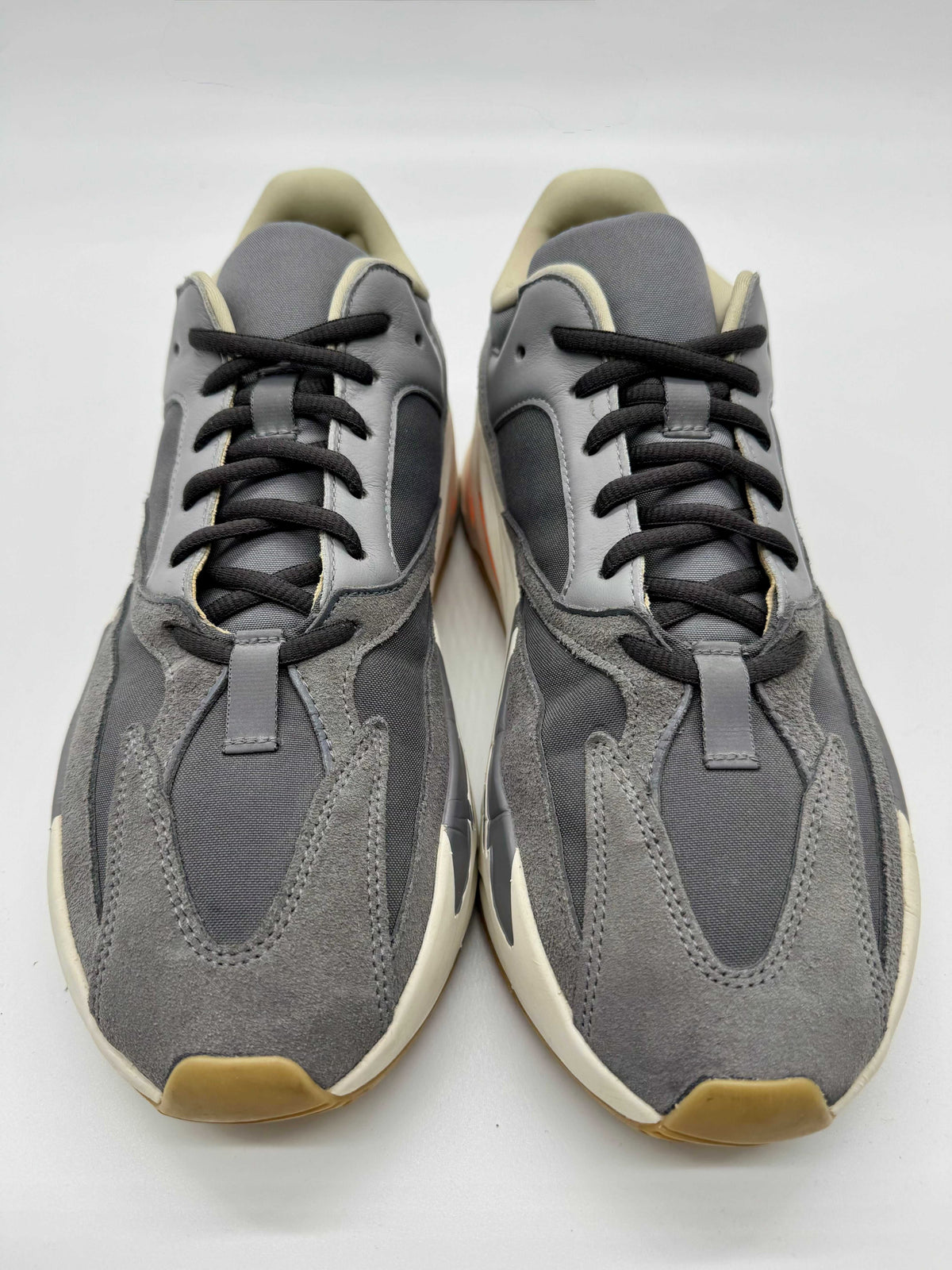 Adidas Yeezy Boost 700 Magnet