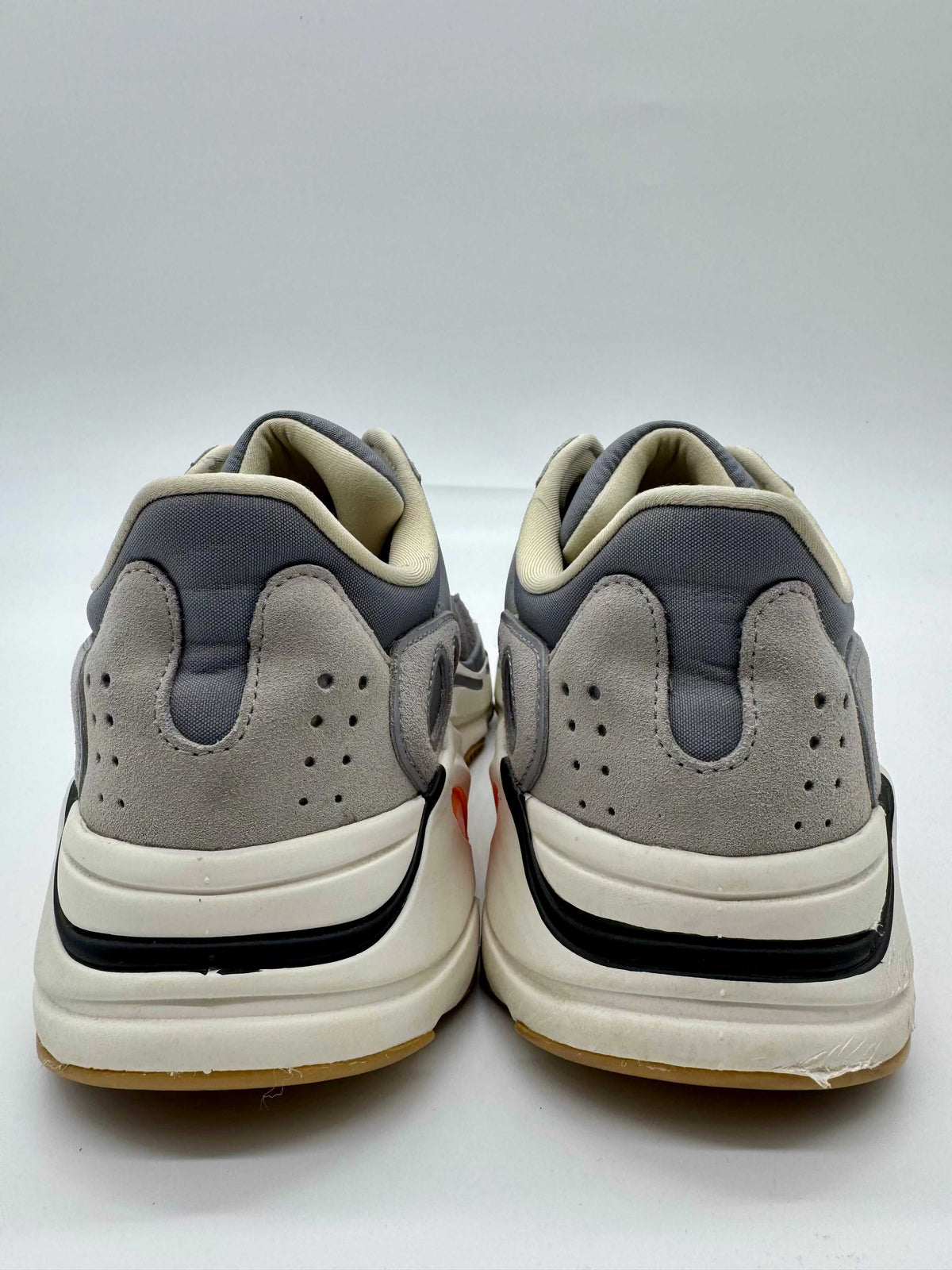 Adidas Yeezy Boost 700 Magnet