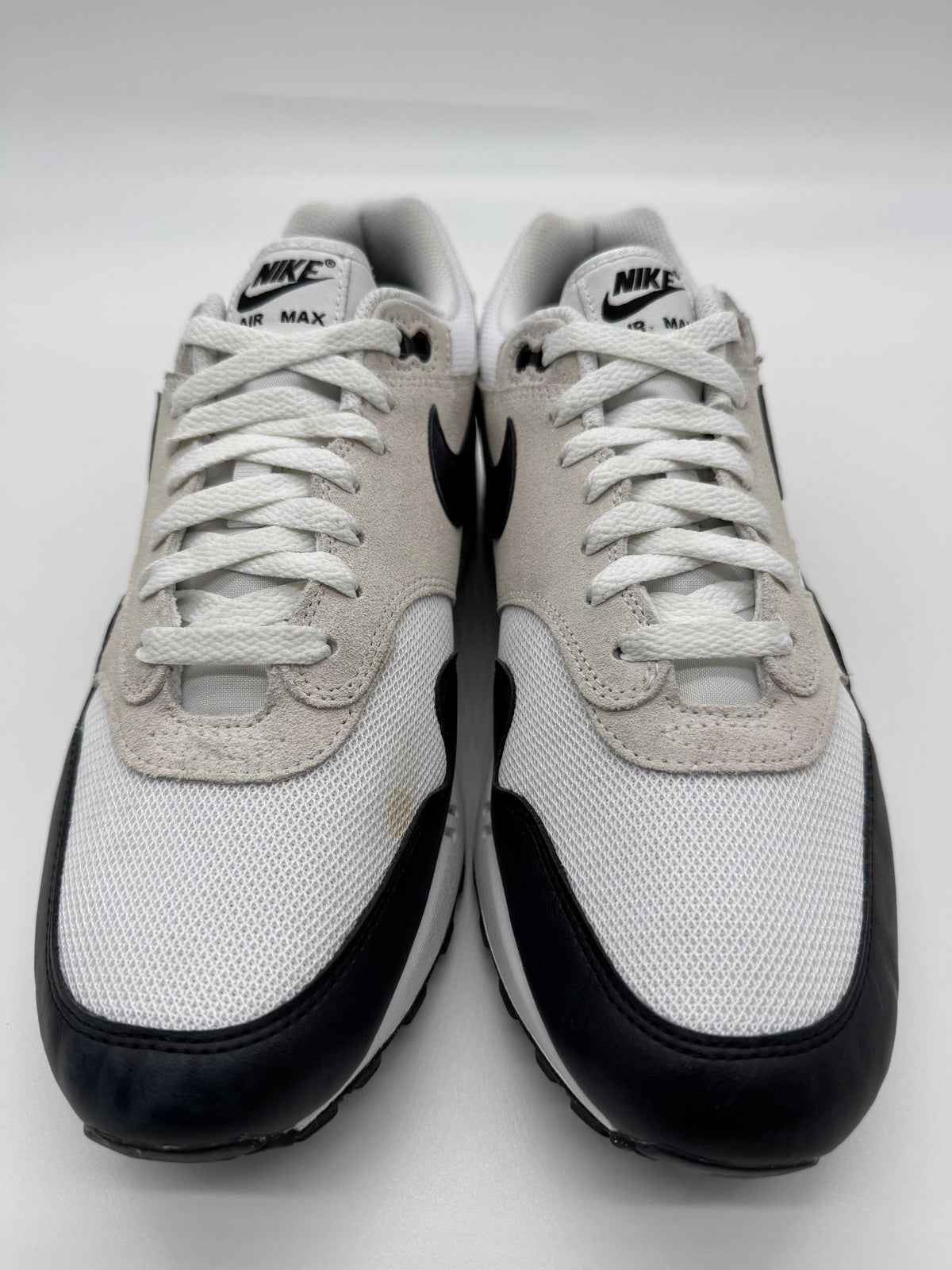 Air Max 1 Essential Summit White Black