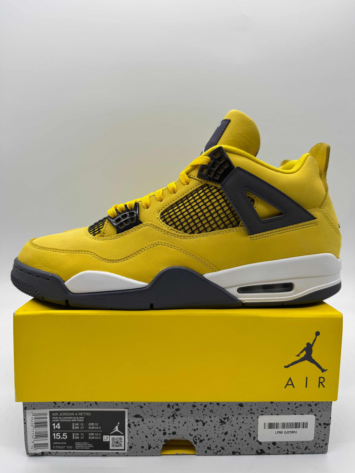 Jordan 4 Lightning (2021)