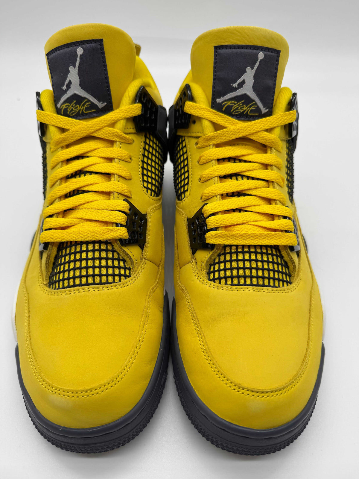Jordan 4 Lightning (2021)