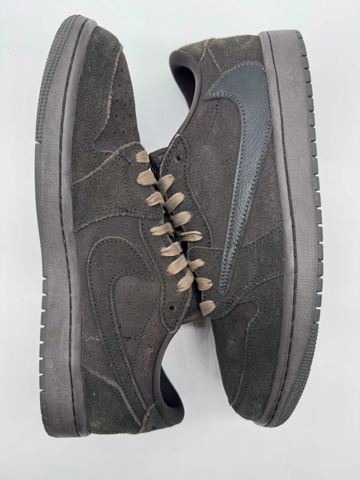Jordan 1  Low OG SP Travis Scott Velvet Brown