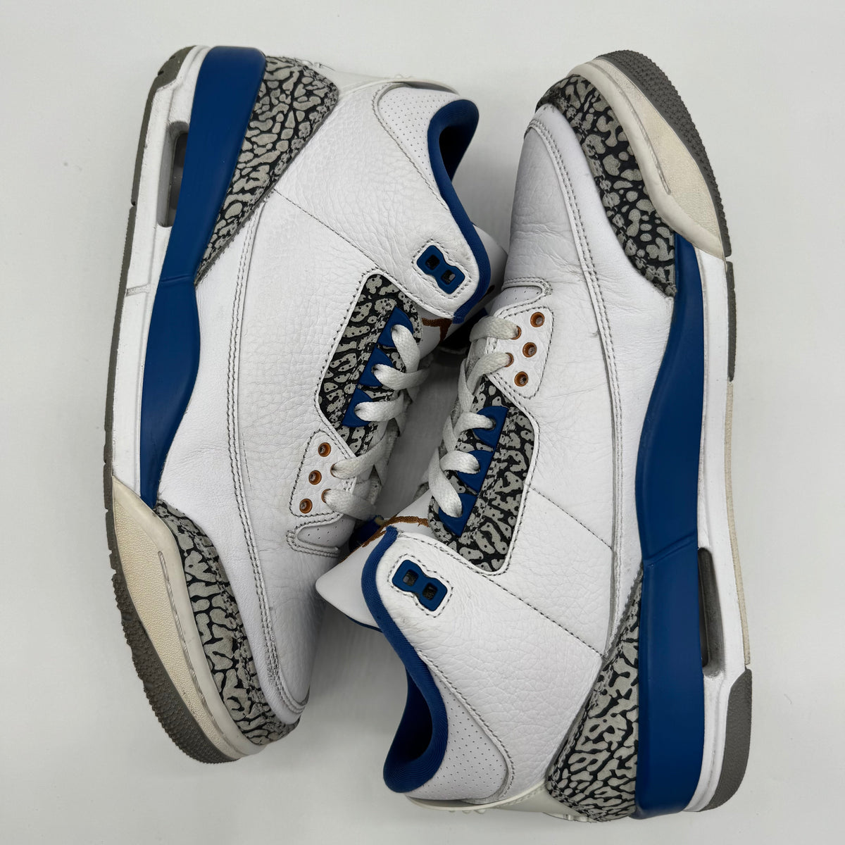 Jordan 3 Wizards