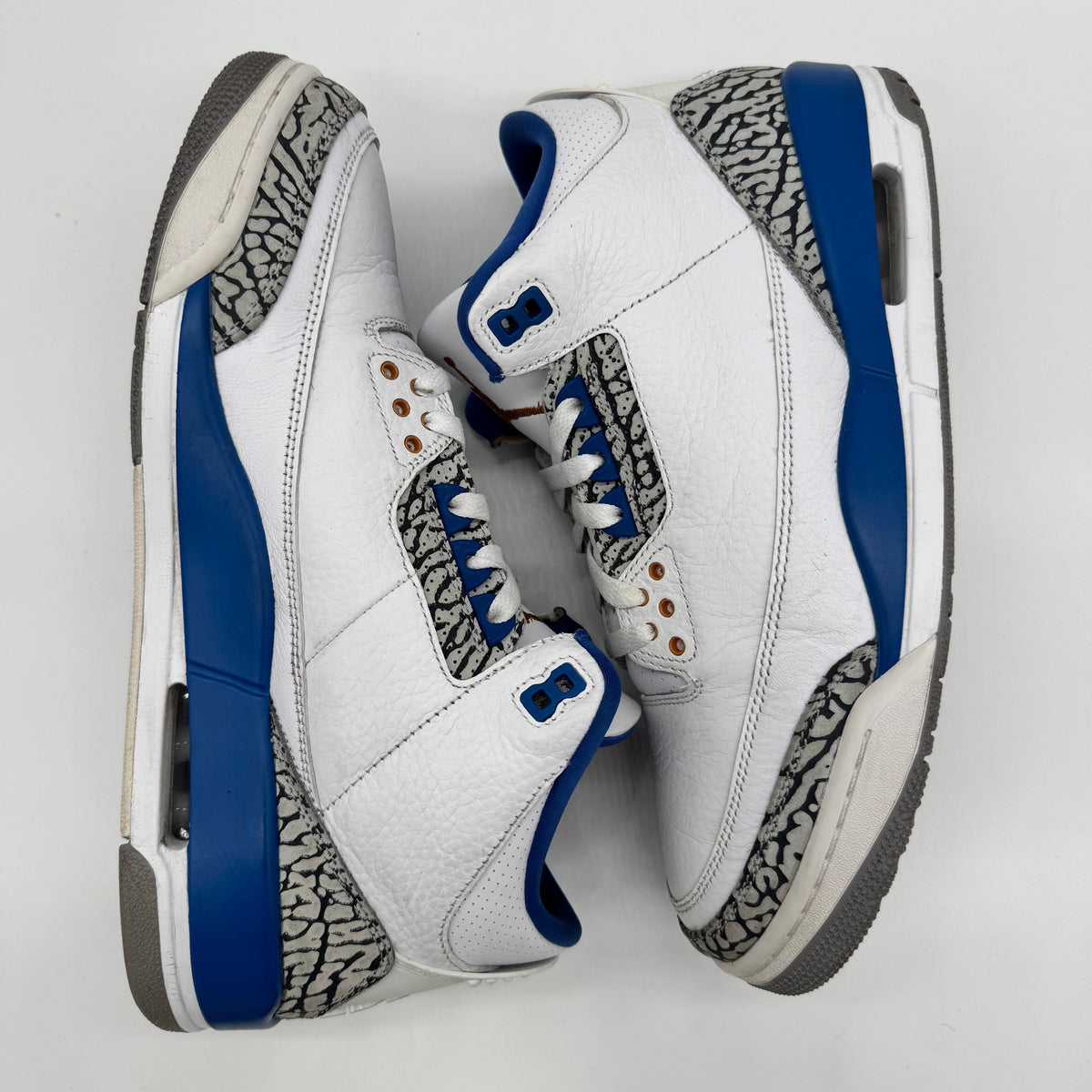 Jordan 3 Wizards