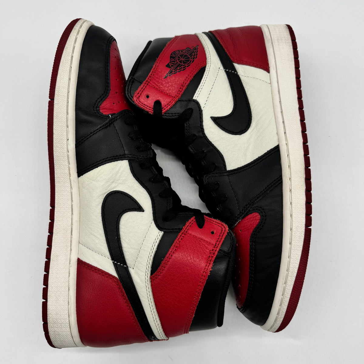 Jordan 1 High Bred Toe