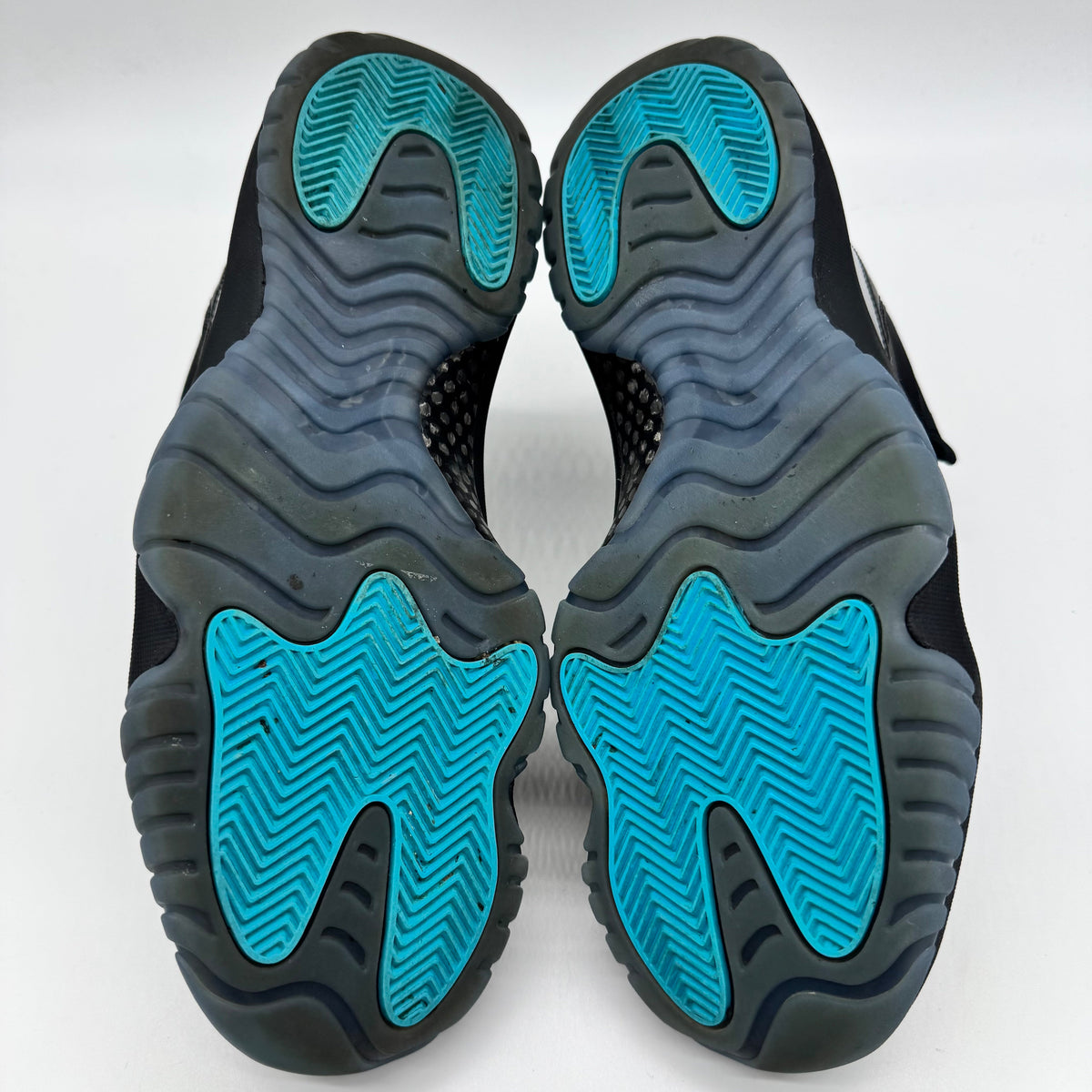 Jordan 11 Gamma Blue (2025)