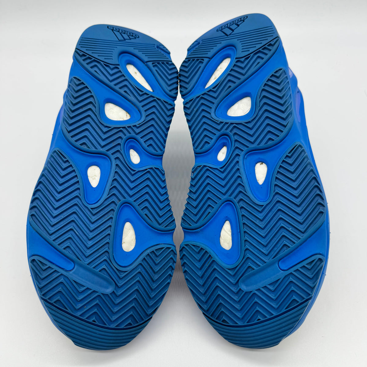 Adidas Yeezy Boost 700 Hi-Res Blue