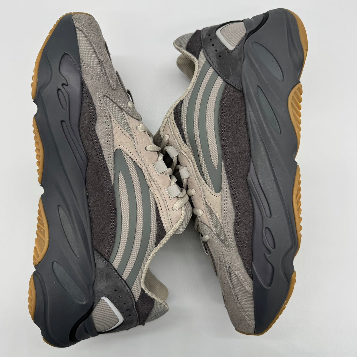 Adidas Yeezy Boost 700 Tephra