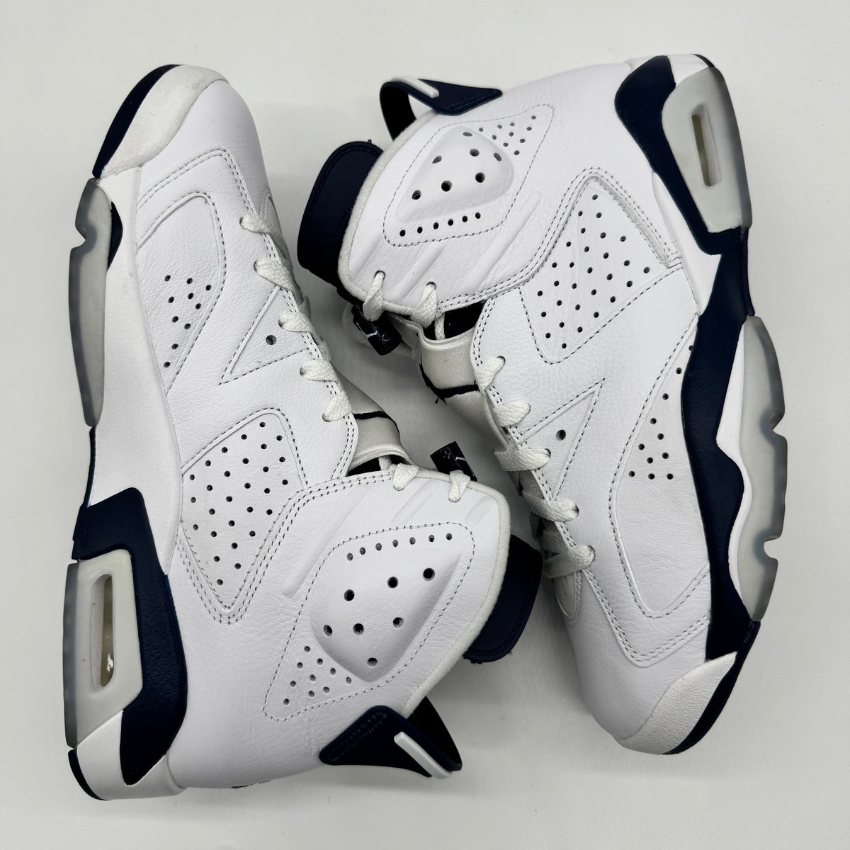 Jordan 6 Midnight Navy (2022)