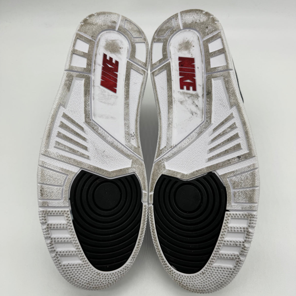Jordan 3 SE Fire Red Denim (2020)