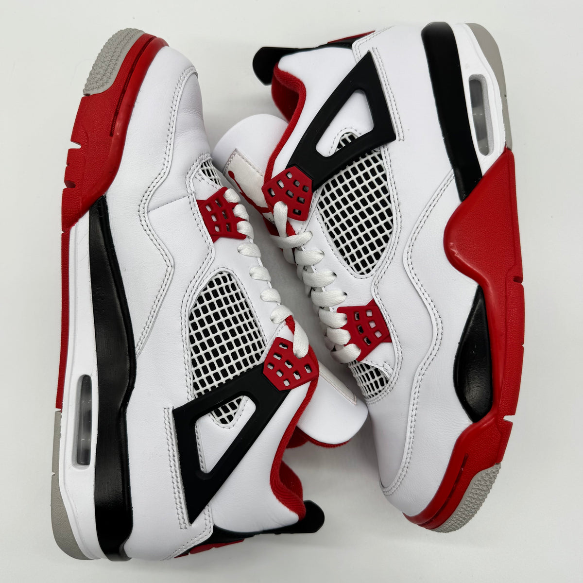 Jordan 4 Fire Red