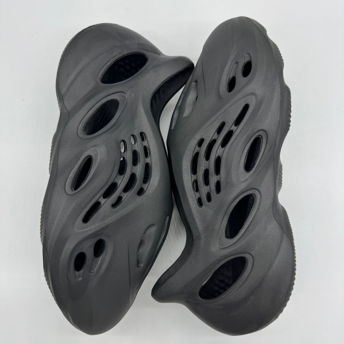 Adidas Yeezy Foam RNR Onyx