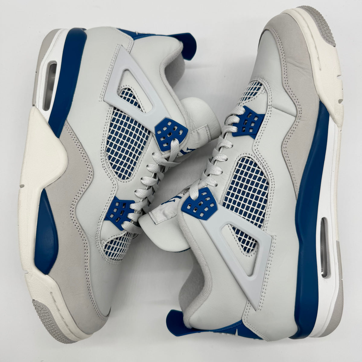 Jordan 4 Military Blue  (2024)
