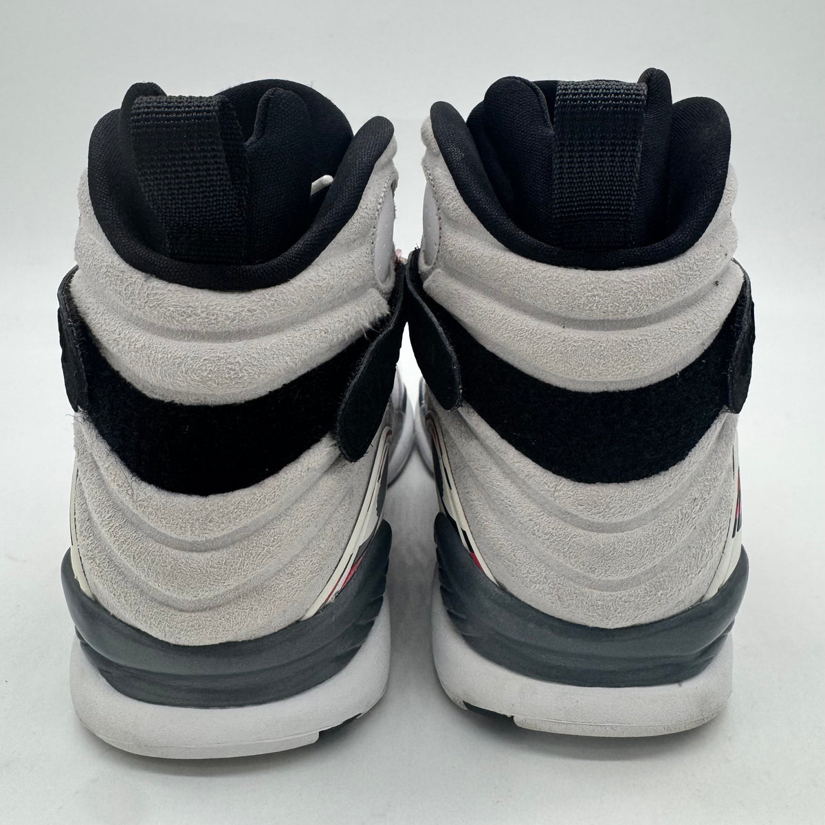 Jordan 8 Bugs Bunny (2013)