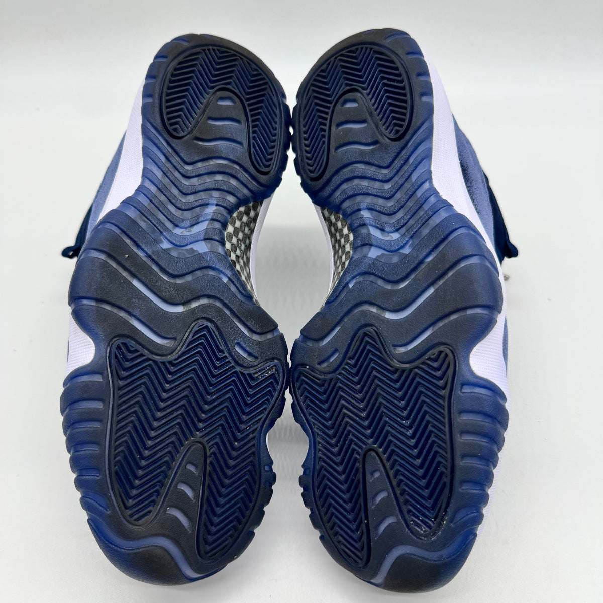Jordan 11 Midnight Navy (2025) (Women's)