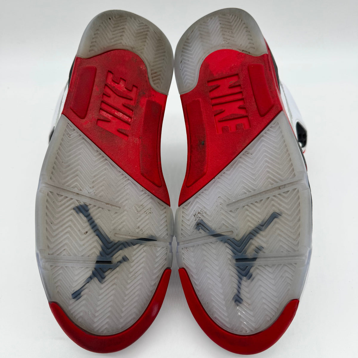 Jordan 5 Fire Red Black Tongue (2025)