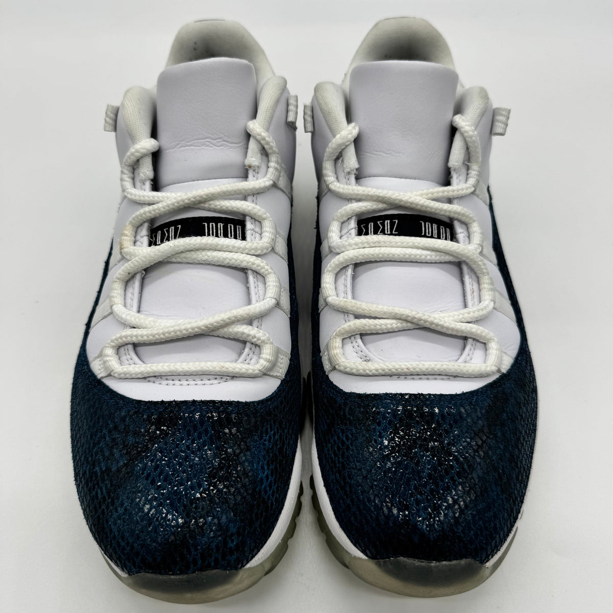 Jordan 11 Low Snake Navy (2019)